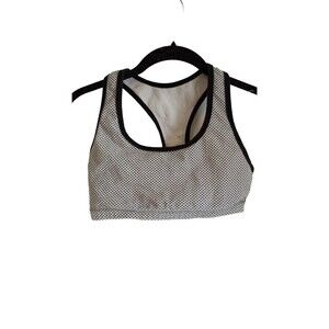 Gildamarx Black and white sports bra